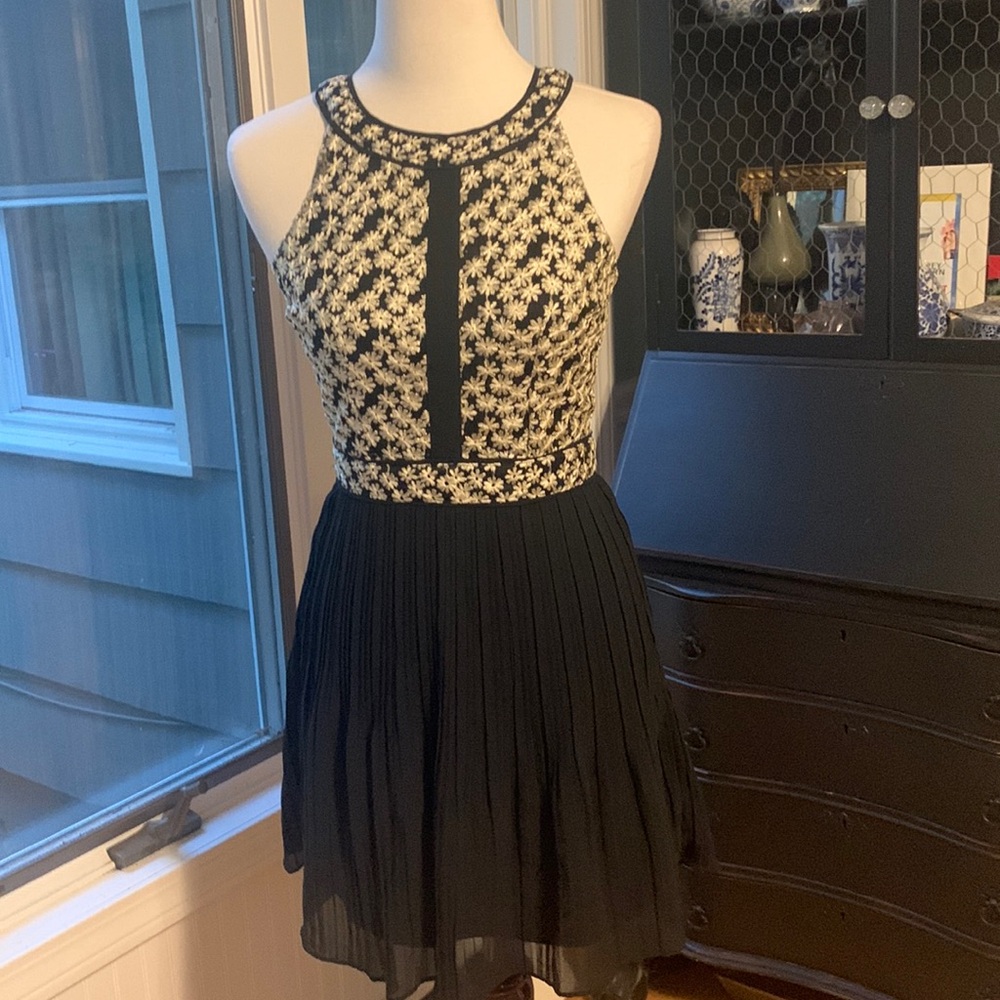 Mini Halter Dress NWOT Black halter style top size s